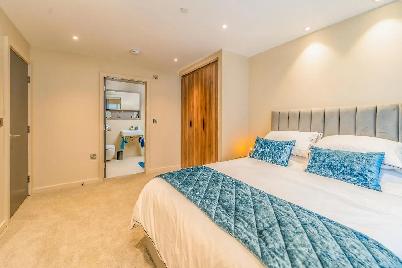 Entire 2 Bed - Free Parking - No. 35 - The Cosy Collection Ltd Appartement York 0*,  Verenigd Koninkrijk